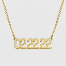 Load and play video in Gallery viewer, Gold Personalized Name Necklace
